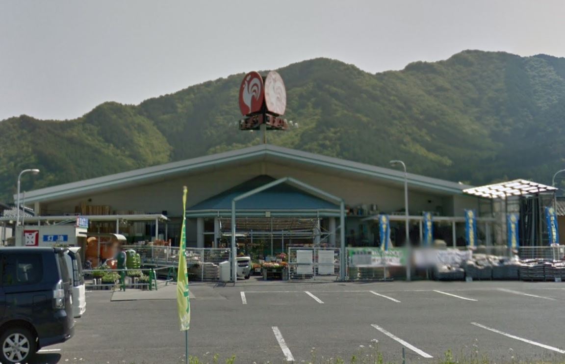 コメリハード グリーン須坂店の施設 店舗情報 長野県須坂市 催事スペース スペースラボ