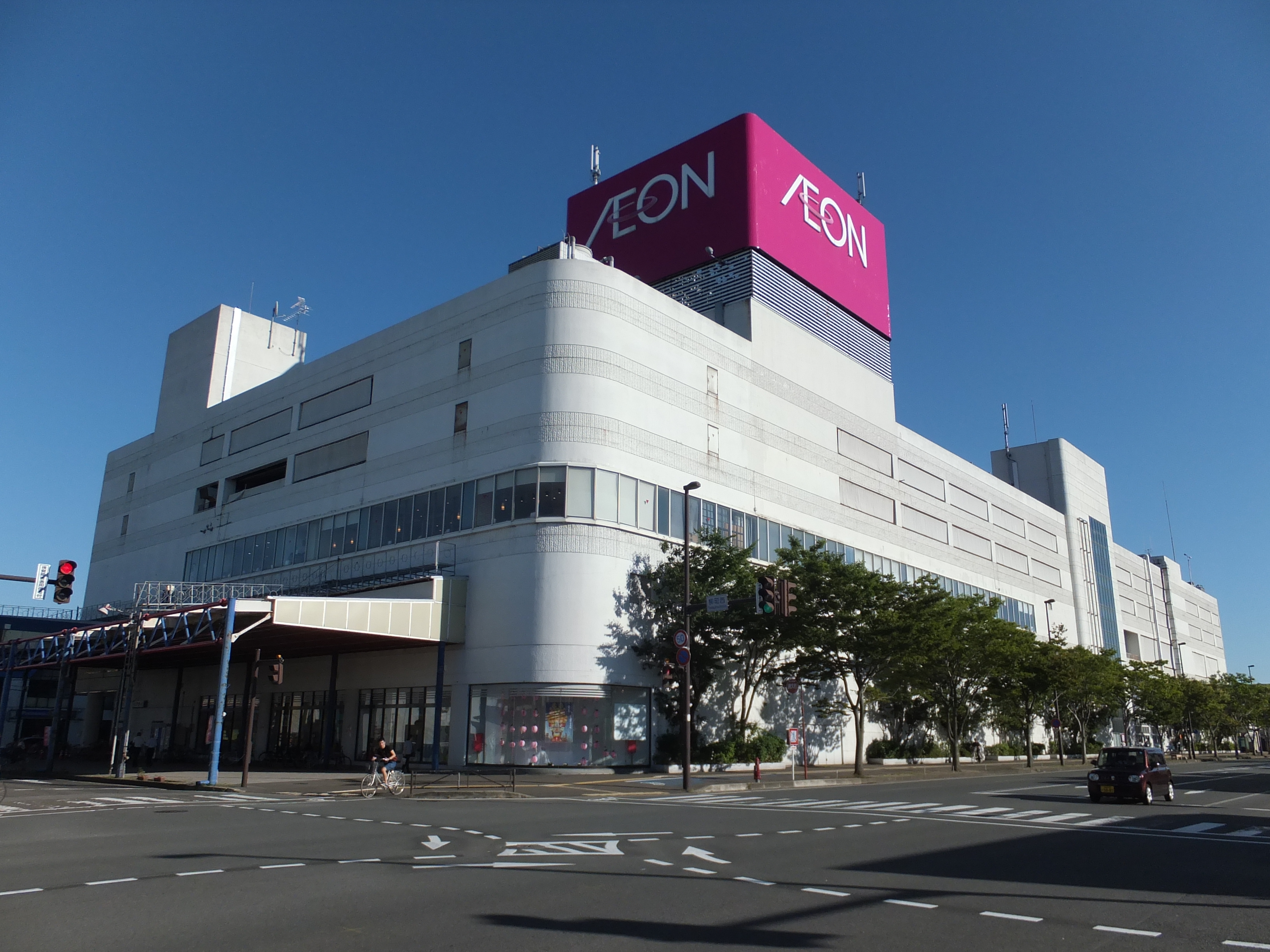 イオン能代店