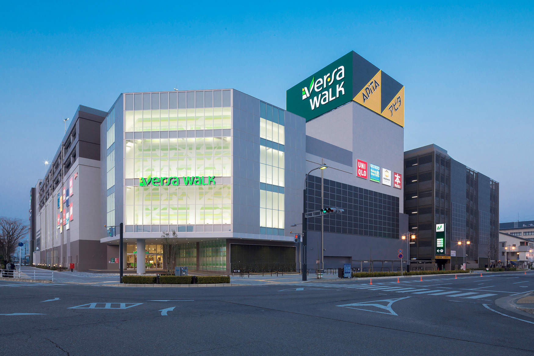 精文館書店西尾店